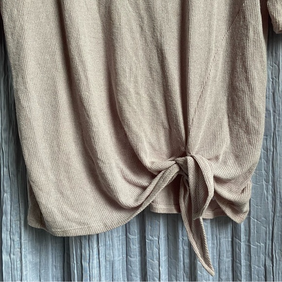 Express Knot Front V-Neck Sweater - Picture 3 of 7